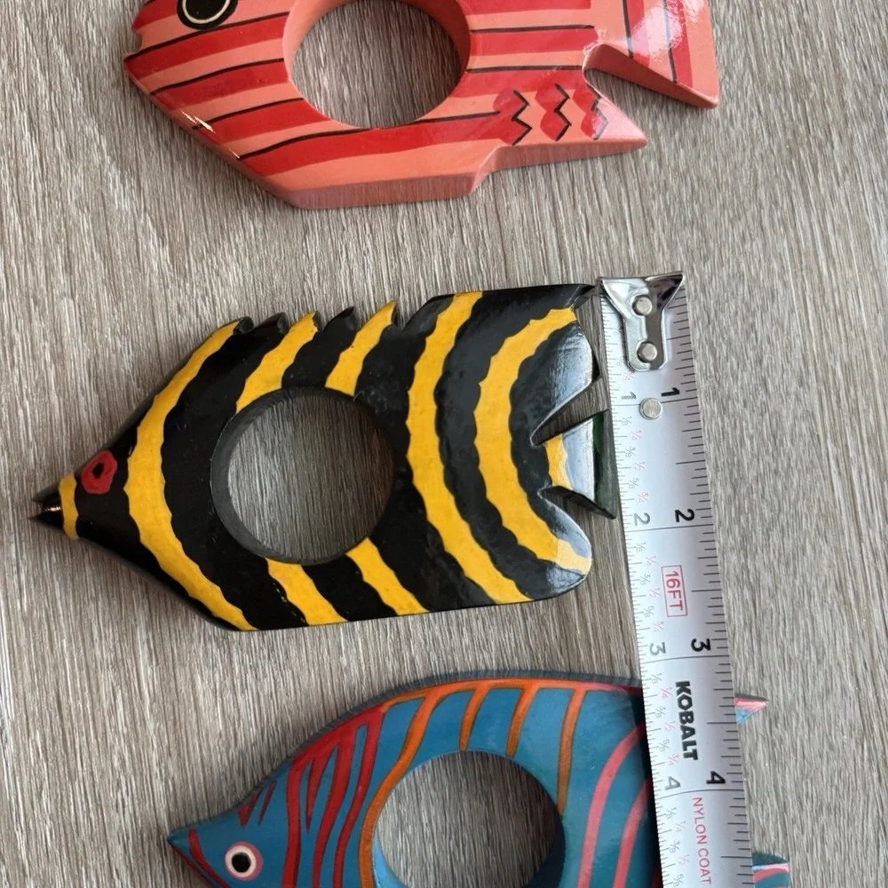 Set of 3 VTG Hand Carved Wooden Tropical Fish Napkin Rings Beach Coastal Decor